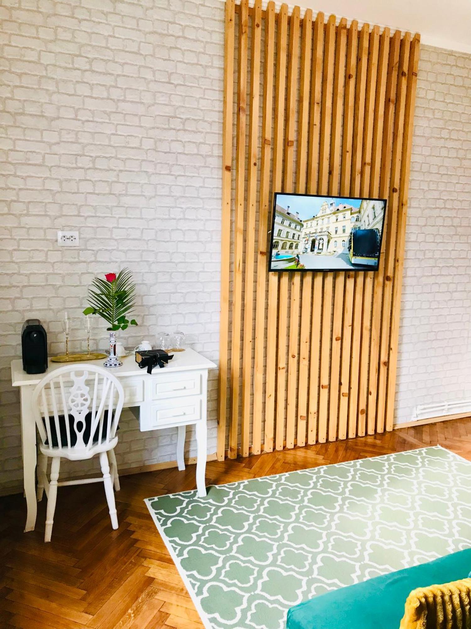 סיגישוארה Joseph Hayn Apartments מראה חיצוני תמונה